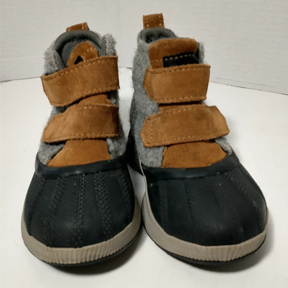 Sorel Out N About Waterproof Boots, Hook And‎ Loop Closure, Brown, Size 9